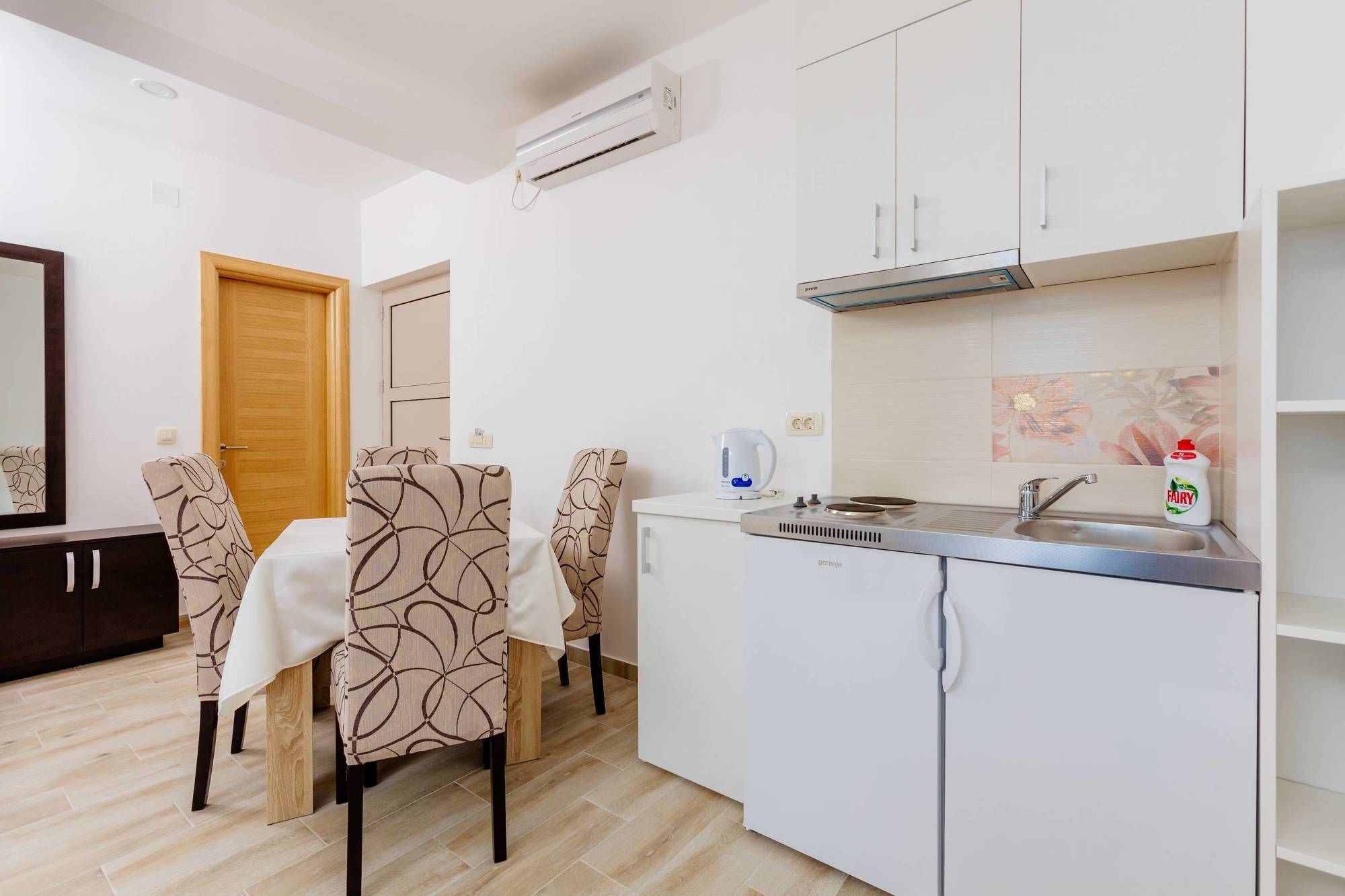 Jovan Apartment